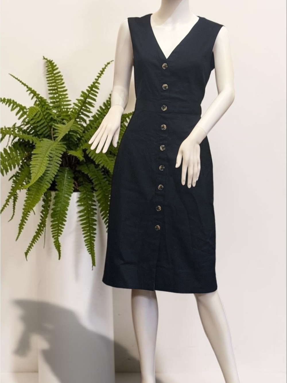 NWT Club Monaco Button-Front Sleeveless Midi Dress Black Size 6